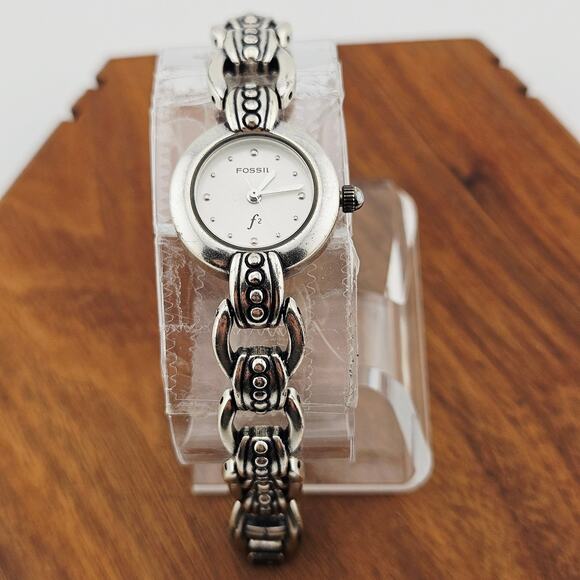 Fossil Women's Silver Decorative Chain Link Bracelet Watch Classy Sophisticated - Picture 1 of 7